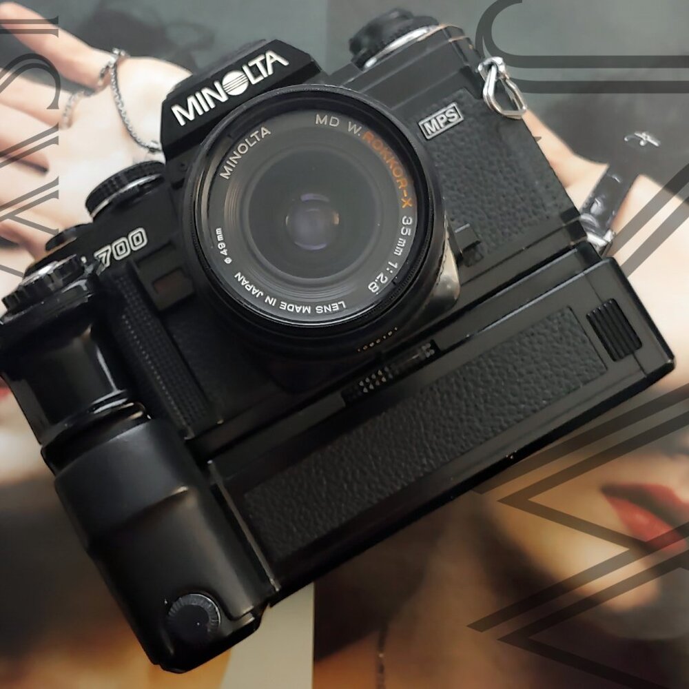 Classic Legendary Minolta x700 MDS 35mm Professional Film Camera + Film Winder